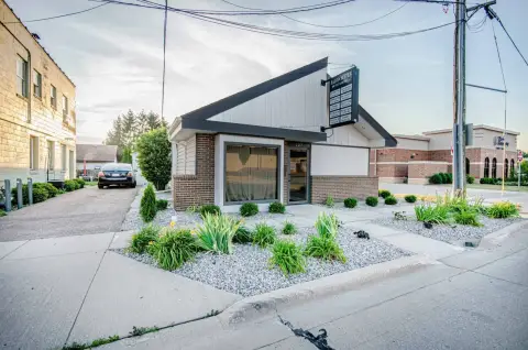 Furnished Suites in Downtown Sycamore