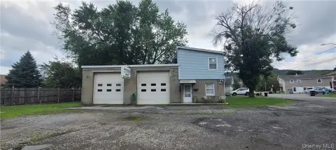 Mixed-Use Building with Garage