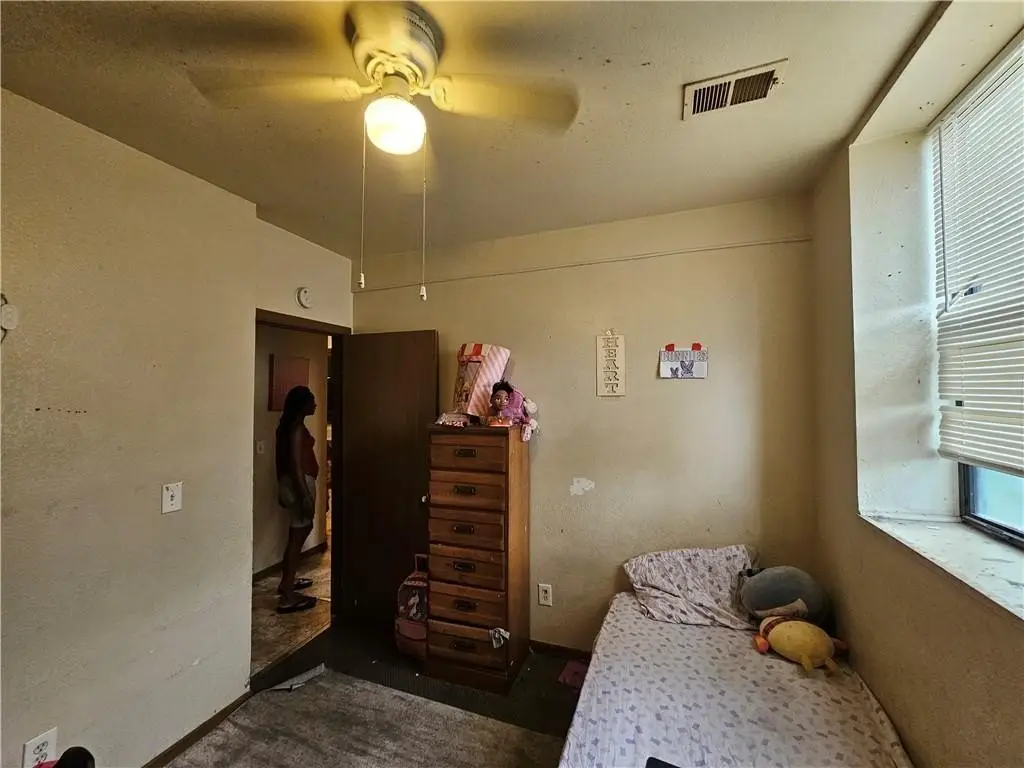 Picture 36
