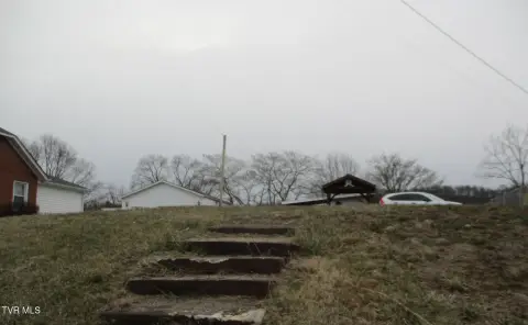 Level Lot in Chilhowie, VA