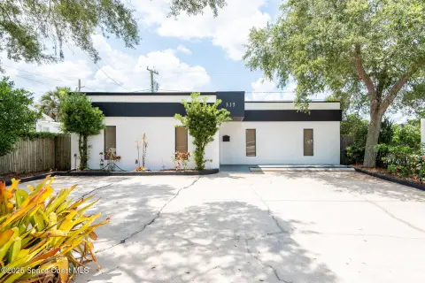 Updated Medical Office in Melbourne