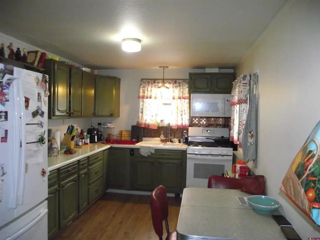 Picture 10