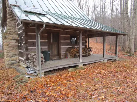 Dovetailed Log Cabin on Acres