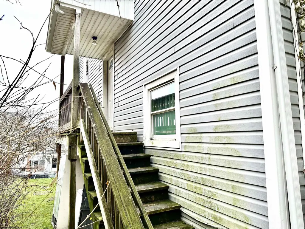 Picture 6