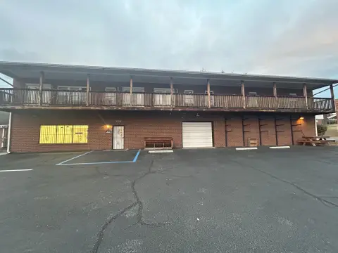 Mixed-Use Property in Vinton, VA