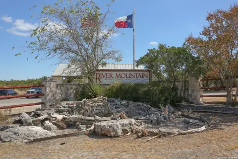 5 Acres in River Mountain Ranch