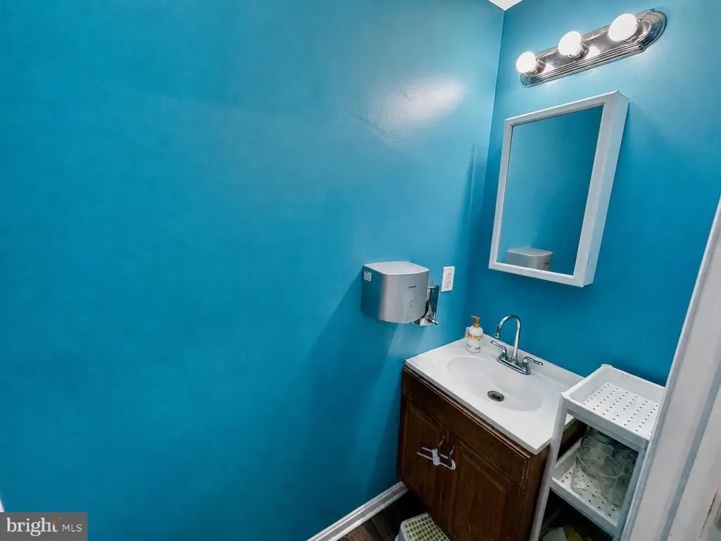 Picture 19