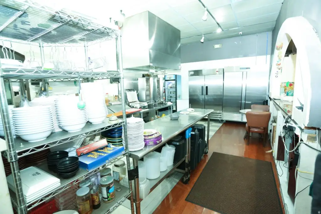 Picture 4