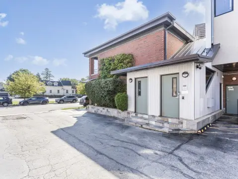 Evanston Office Space with Parking