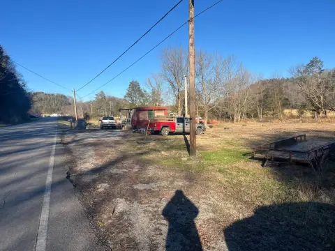 Burkesville Vacant Land with Frontage
