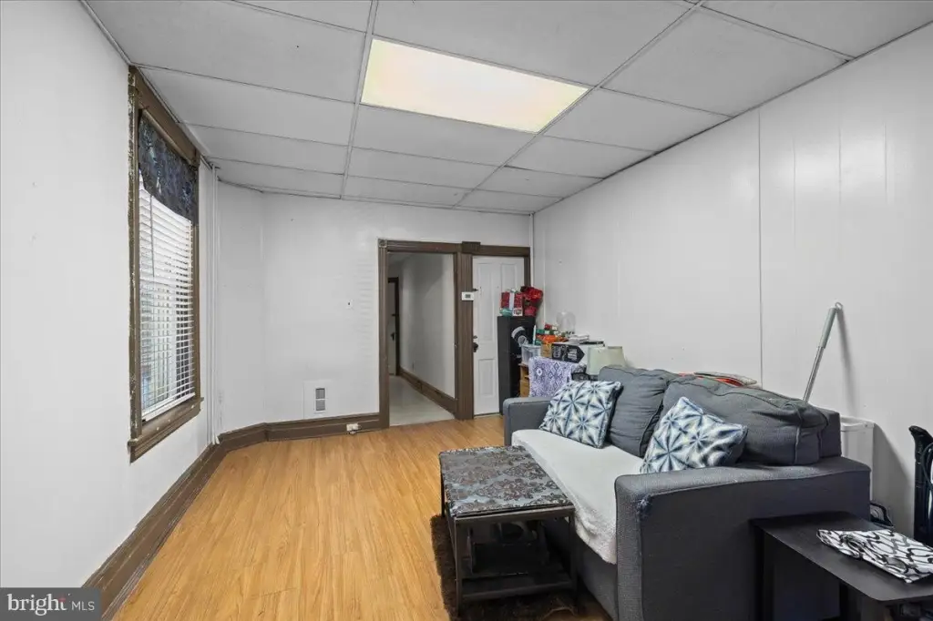 Picture 6