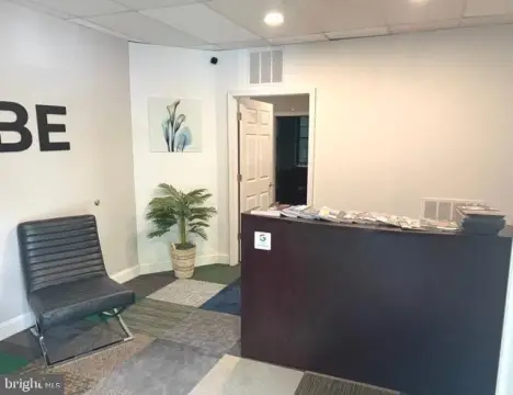 GREENBELT Commercial Office For Sale