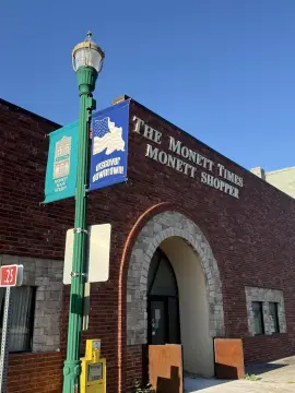 Monett Office Building For Sale