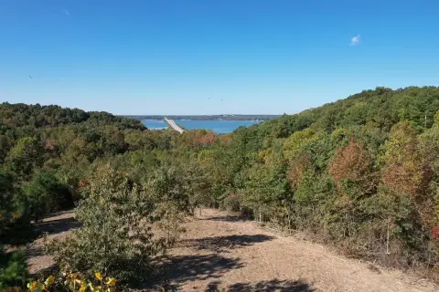 Dover Land with Lakeview