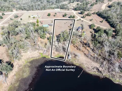 Lakefront Lot in Oak Woodlands