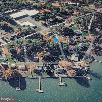 Residential Lot in Piney Point