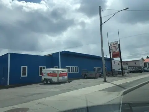 Retail Property in High Traffic