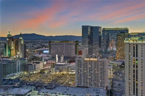 MGM Signature Penthouse Studio