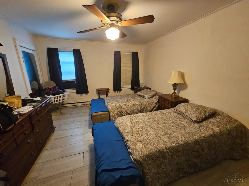 Picture 19