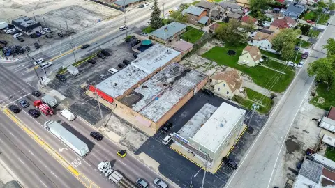 Commercial Building on Mannheim Road