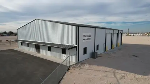 Spacious Flex Space with Offices