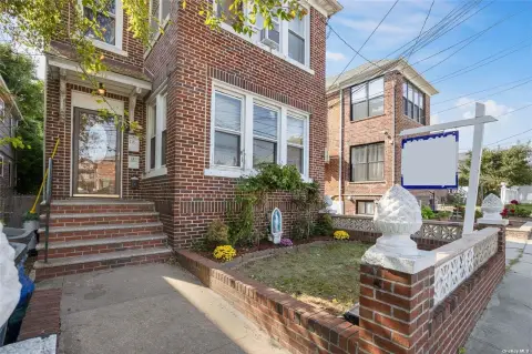 Spacious Whitestone Duplex with Income