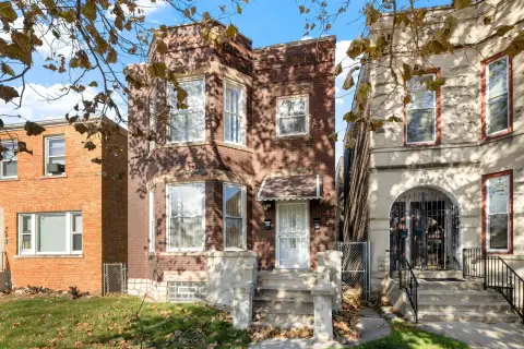 Chicago Brick Two-Unit Residence