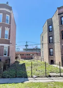 Chicago Land Parcel For Sale