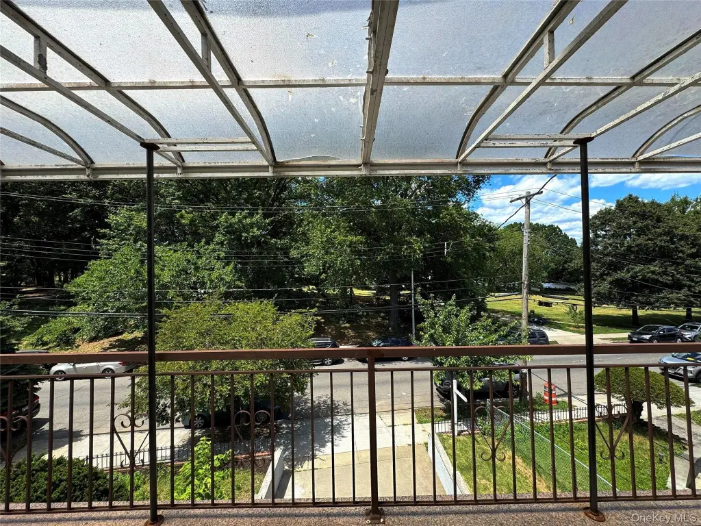 Picture 3