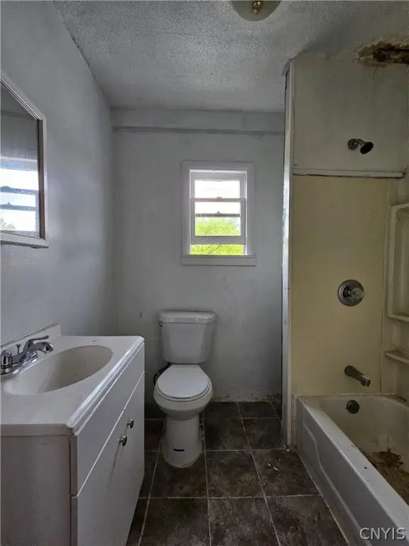 Picture 30