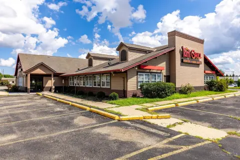 Freestanding Restaurant With Commercial Kitchen