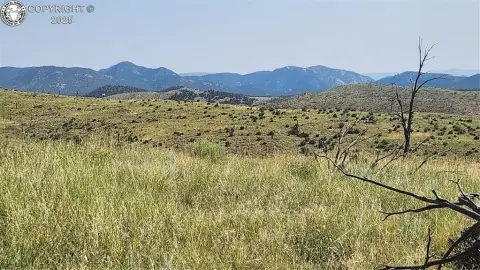 Mountain Land With No Restrictions