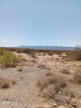 Unrestricted Land Near El Paso