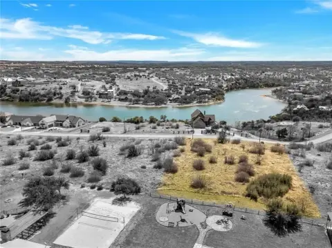 Lake View Land in Strawn
