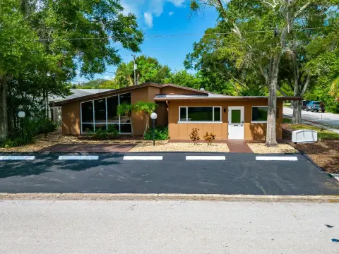 Clearwater Mixed-Use Property For Sale