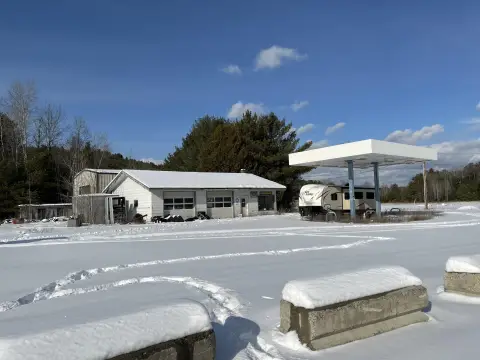 Former Gas Station on 14.5 Acres