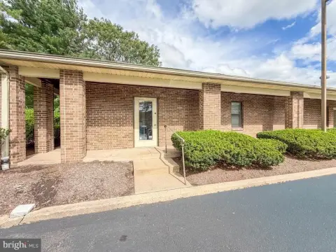 Medical Office Suite with Exam Rooms