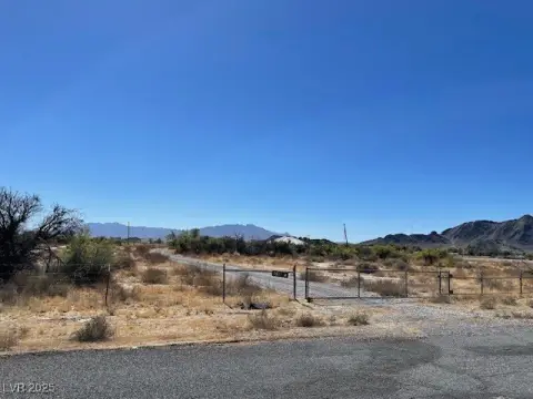 Spacious Land Parcel in Pahrump