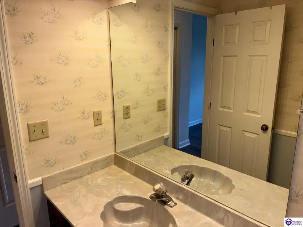Picture 12