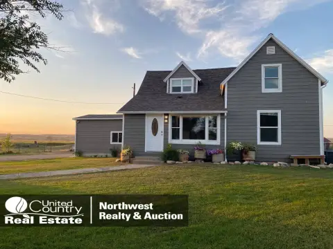 Remodeled Home on Acreage Near Malta