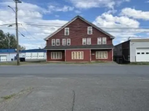 Mixed-Use Building with Income Potential