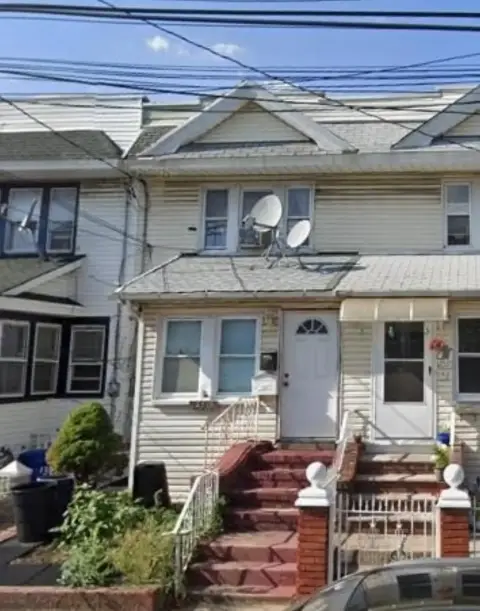 Richmond Hill Colonial Duplex