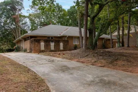 Conyers Duplex: Turnkey Investment Opportunity