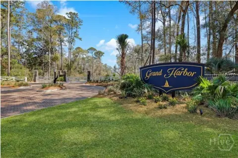 Lakefront Lot in Gated Community