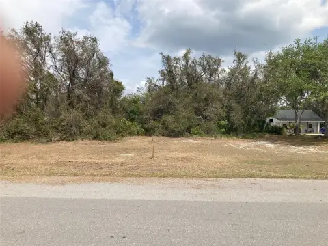 Acre Lot in Lake Wales