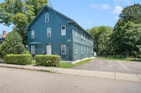 Warren RI Multi-Family Home
