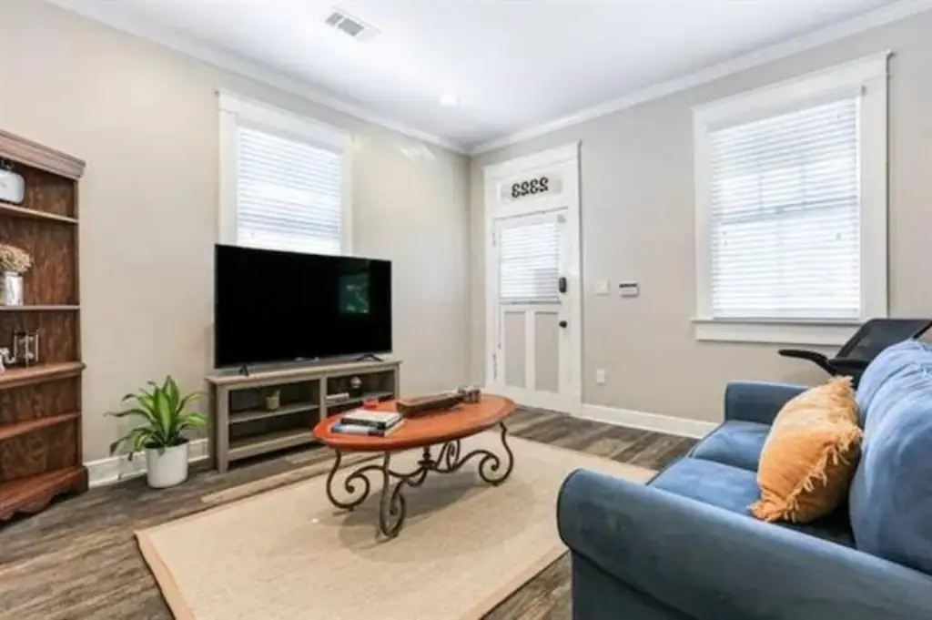 Picture 8