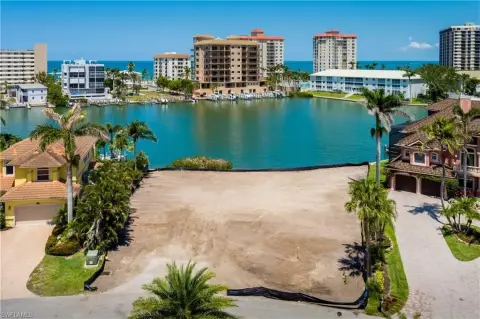 Waterfront Estate Lot in Naples