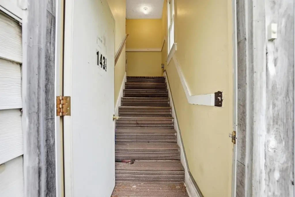 Picture 33