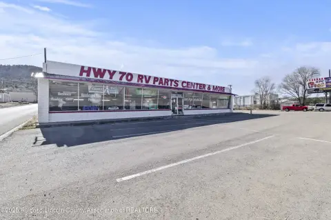 Retail Space with Highway Frontage